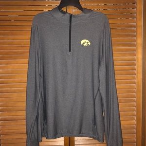 Iowa Hawkeye - NWT long sleeved shirt XXL